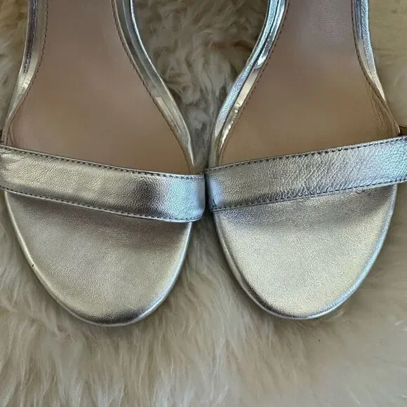 Jewel Badgley Mischka Heels - Picture 6 of 12